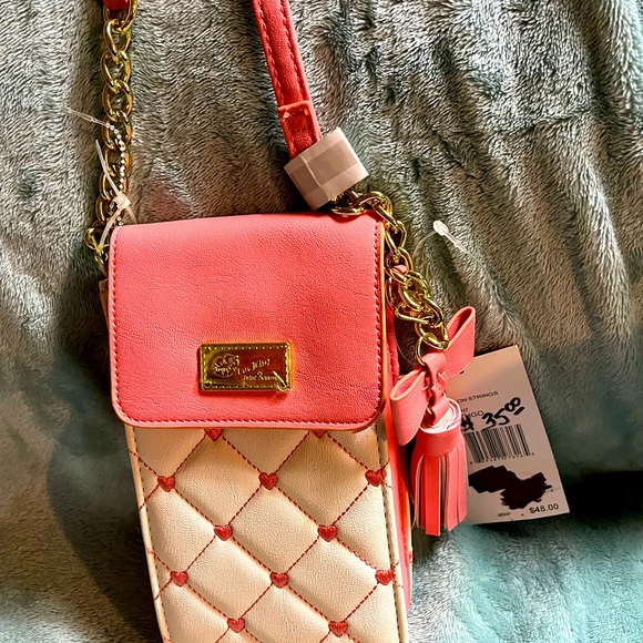 Ladies Luv Betsy/Betsy Johnson wallet on a strings,NWT,super nice, coral&white - Picture 2 of 6